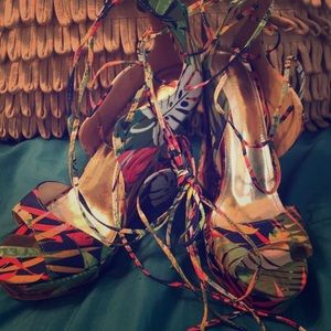 Colorful platform Sz 9 strapped Wedge sandals